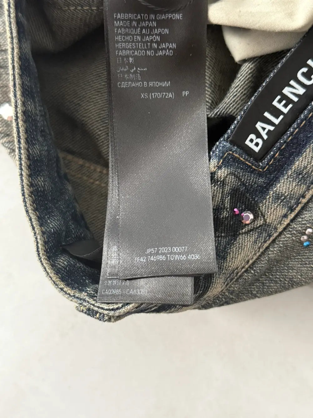 SS23 Dark Distressed Rhinestone "Blue"