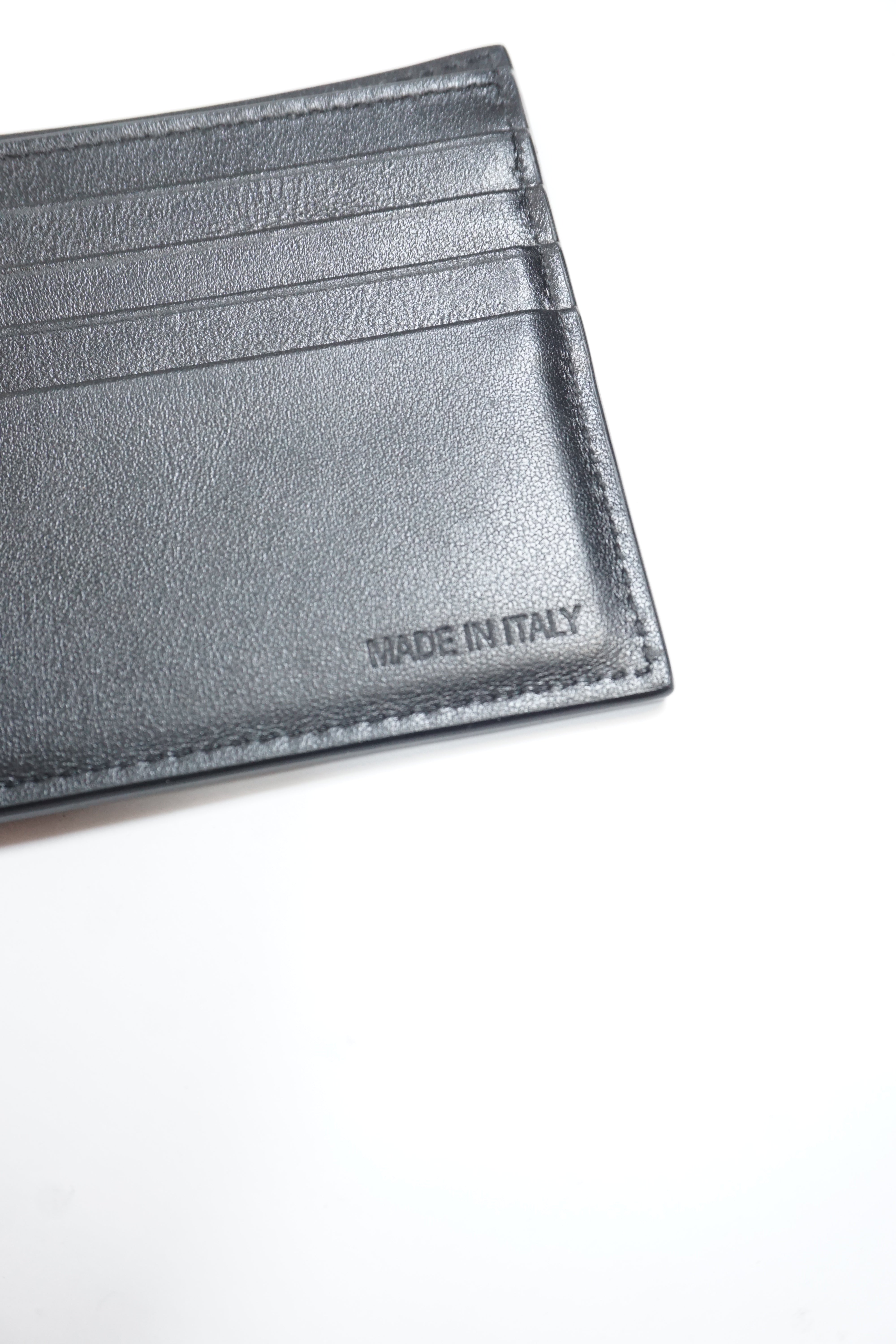 Schwarze Leder-Kreuzgeldbörse