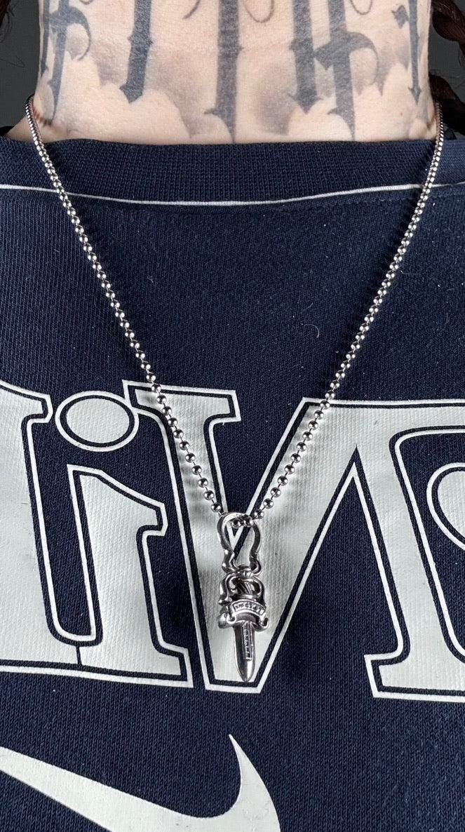 Dagger Zipper Pendant "Silver"