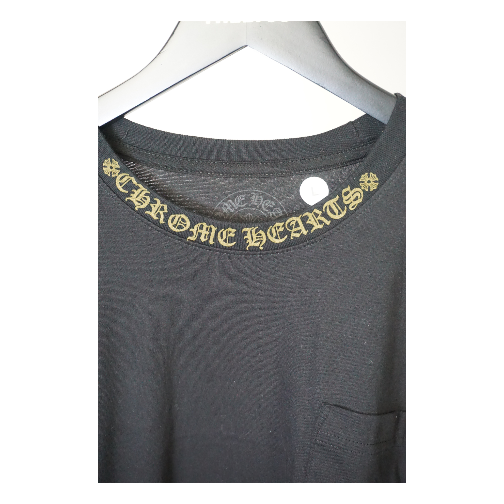Neck Logo Sleeve