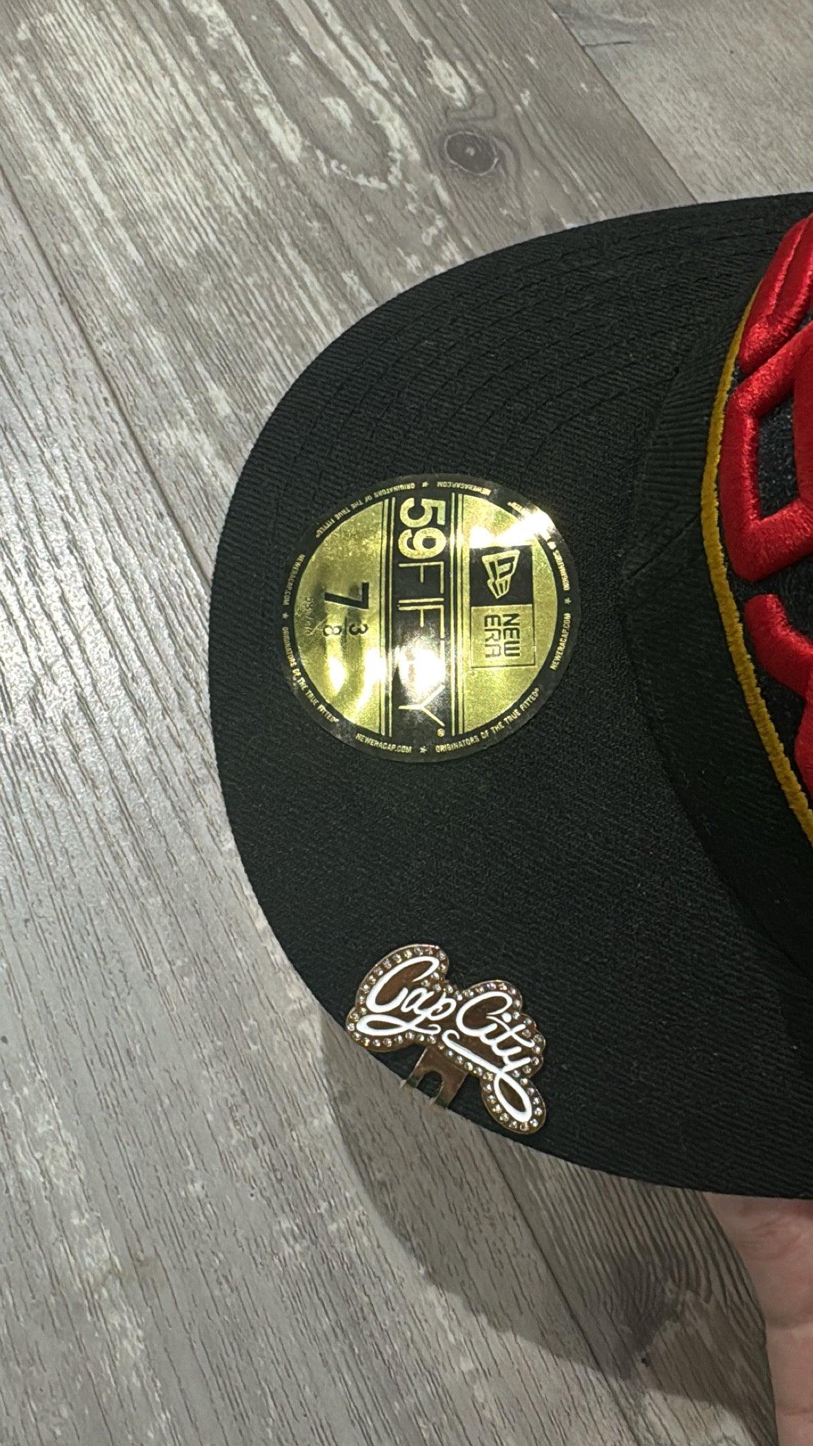 Capcity Hat Pin "Gold" - Thee76s