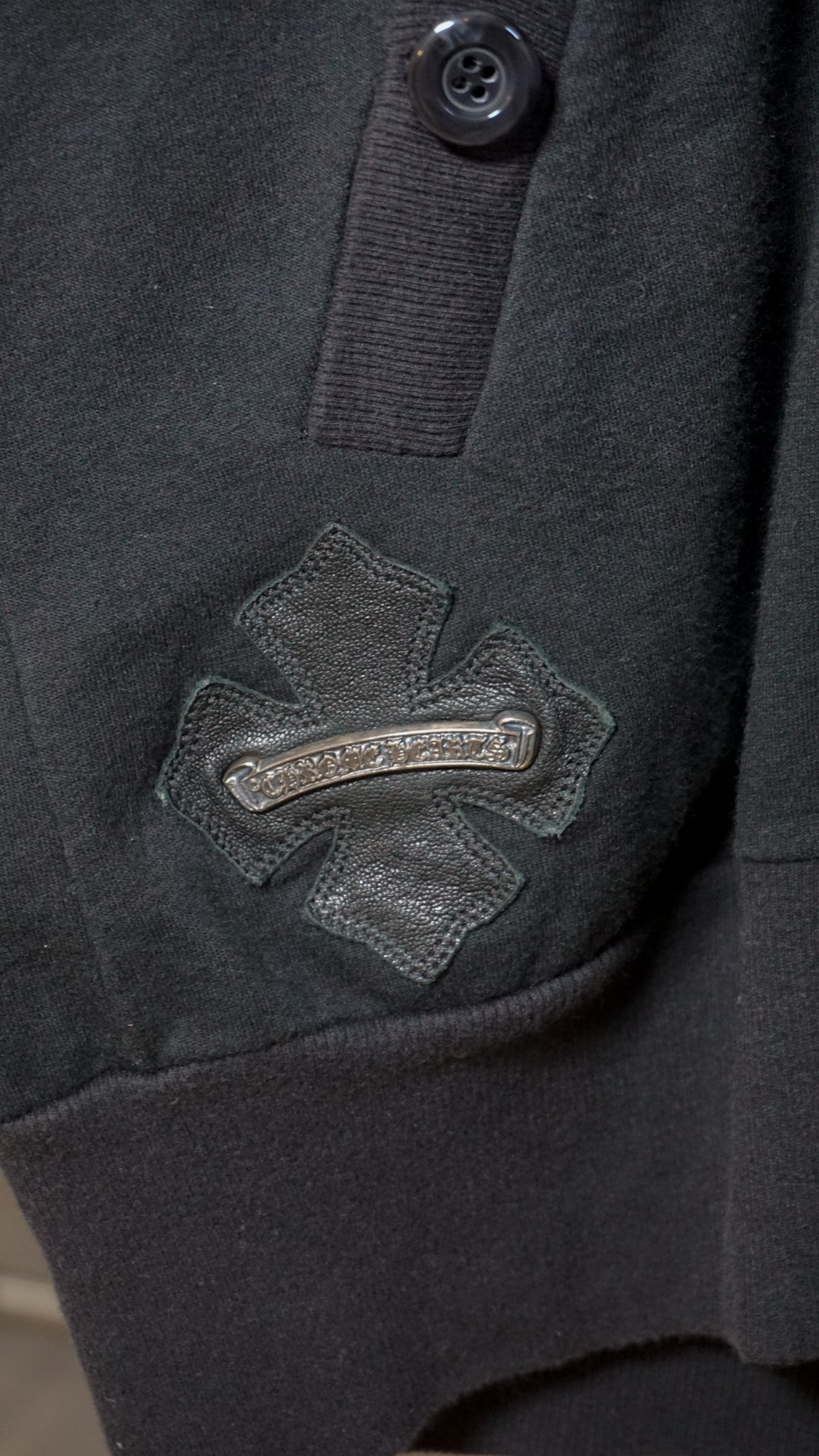 Patched Cardigan "Black"