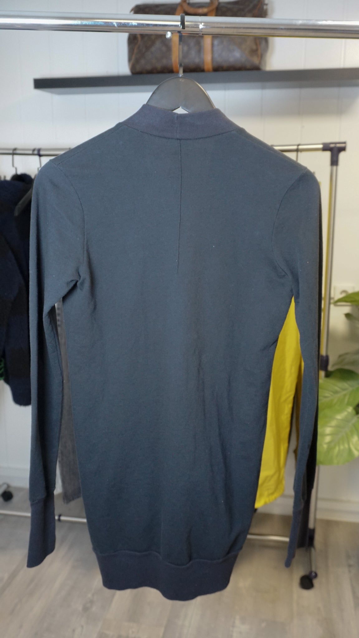 Patched Cardigan "Black"