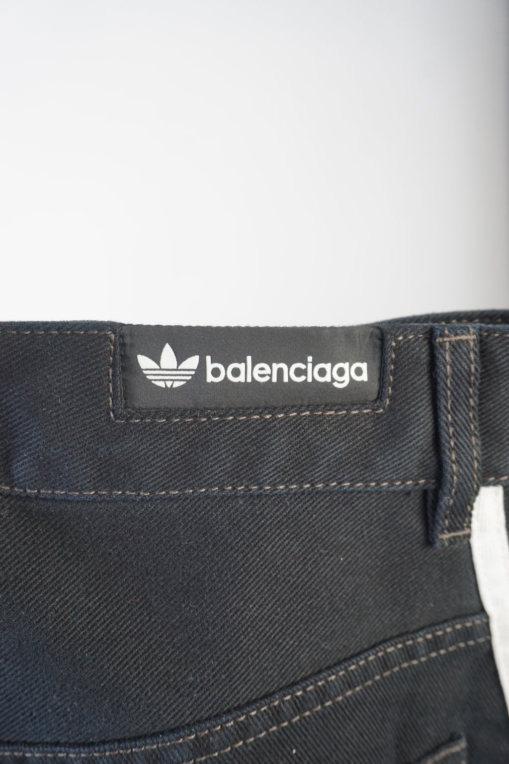 Baggy oversized denim